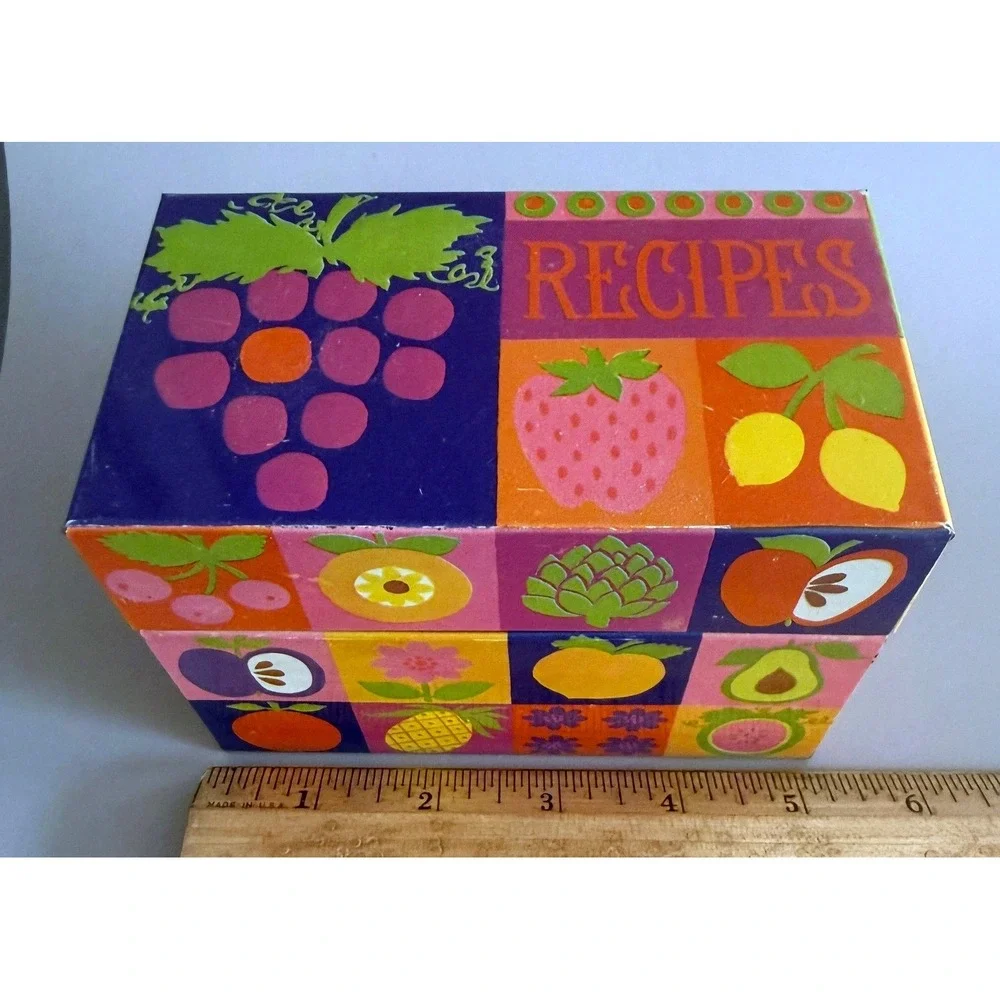 Hallmark vintage tin